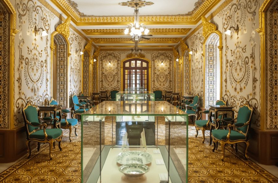 Kien Trung Palace- Hue Private Taxi Travel