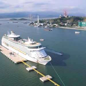 Private Taxi Tien Sa Port To Da Nang - Hue Private Taxi