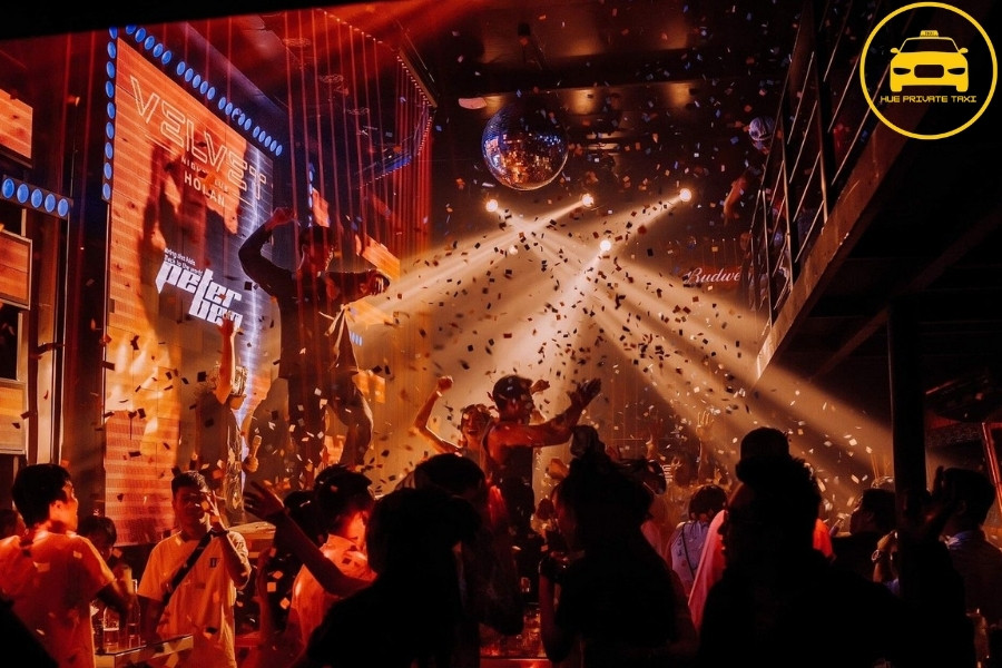 Hoi An Red Light District - Hue Private Taxi