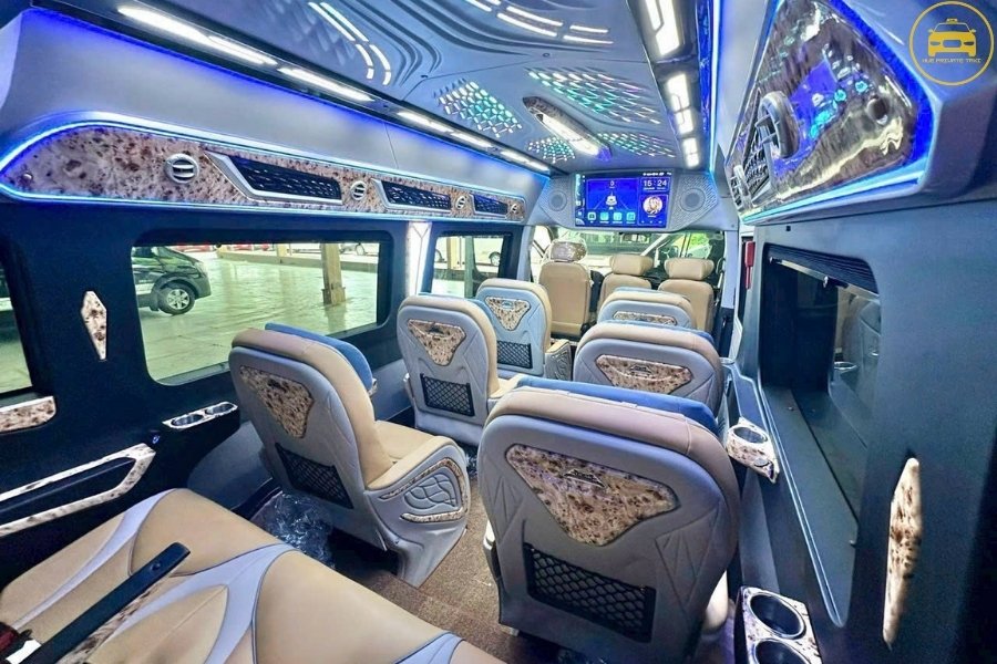 Da Nang Airport Transfer By Luxury Car - Hue Private Taxi