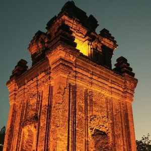 Hoi An to Phu Yen Luxury Car - Hue Private Taxi