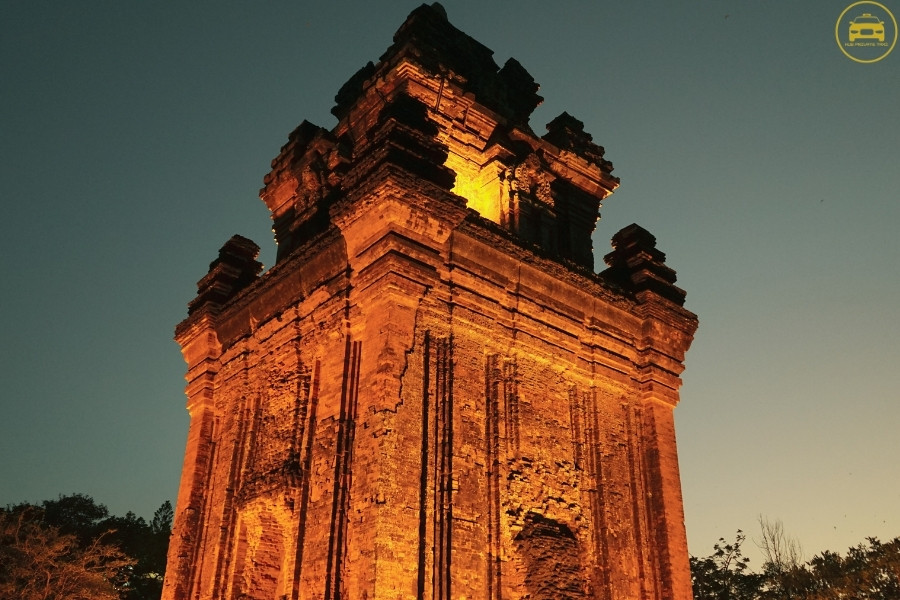 Hoi An to Phu Yen Luxury Car - Hue Private Taxi