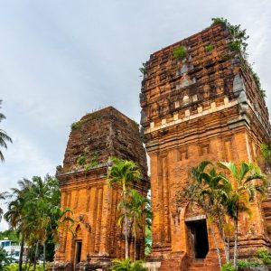 Hoi An to Quy Nhon By Private Luxury Car - Hue Private Taxi