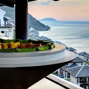 Da Nang Airport To InterContinental Private Luxury Car - Hue Private Taxi