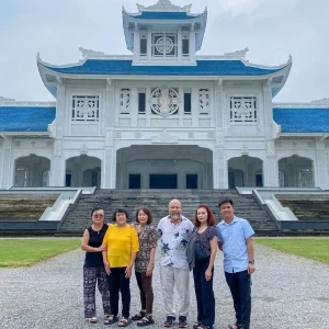 Da Nang To La Vang Luxury Car - Hue Private Taxi