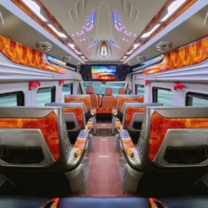 Phong Nha To Ninh Binh By Limousine - Hue Private Taxi