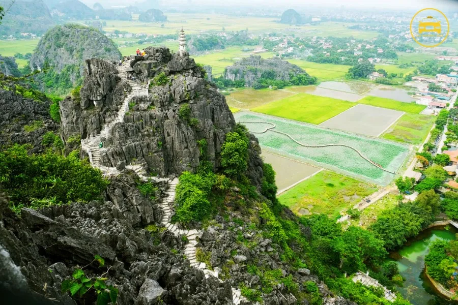 Dong Hoi To Ninh Binh By Luxury Car - Hue Private Taxi
