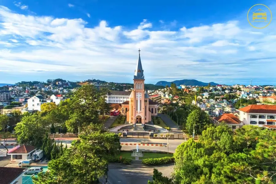 Da Nang To Dalat Private Taxi - Hue Private Taxi